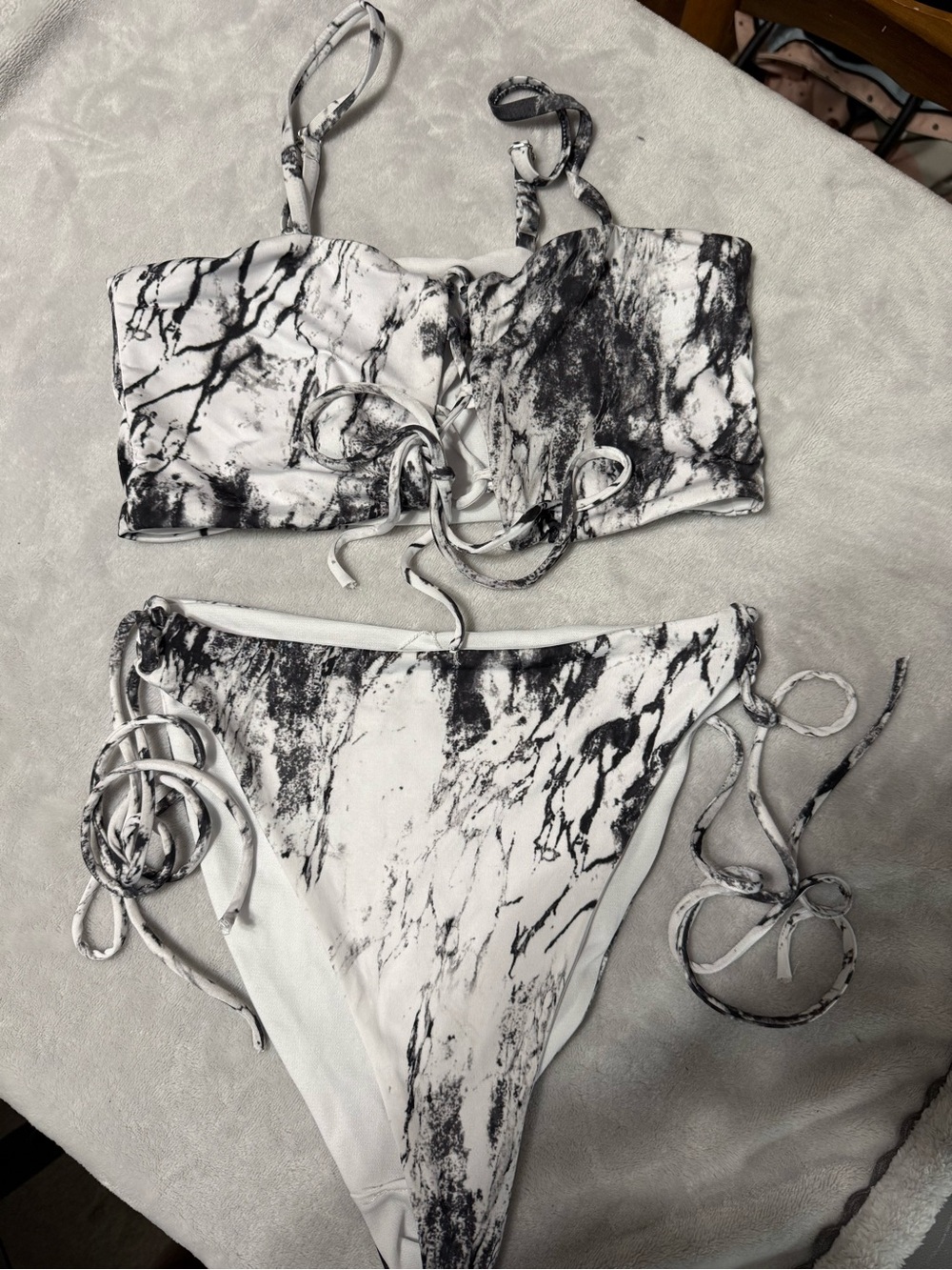 Fashion Nova Black & White Marble Print Bikini Set